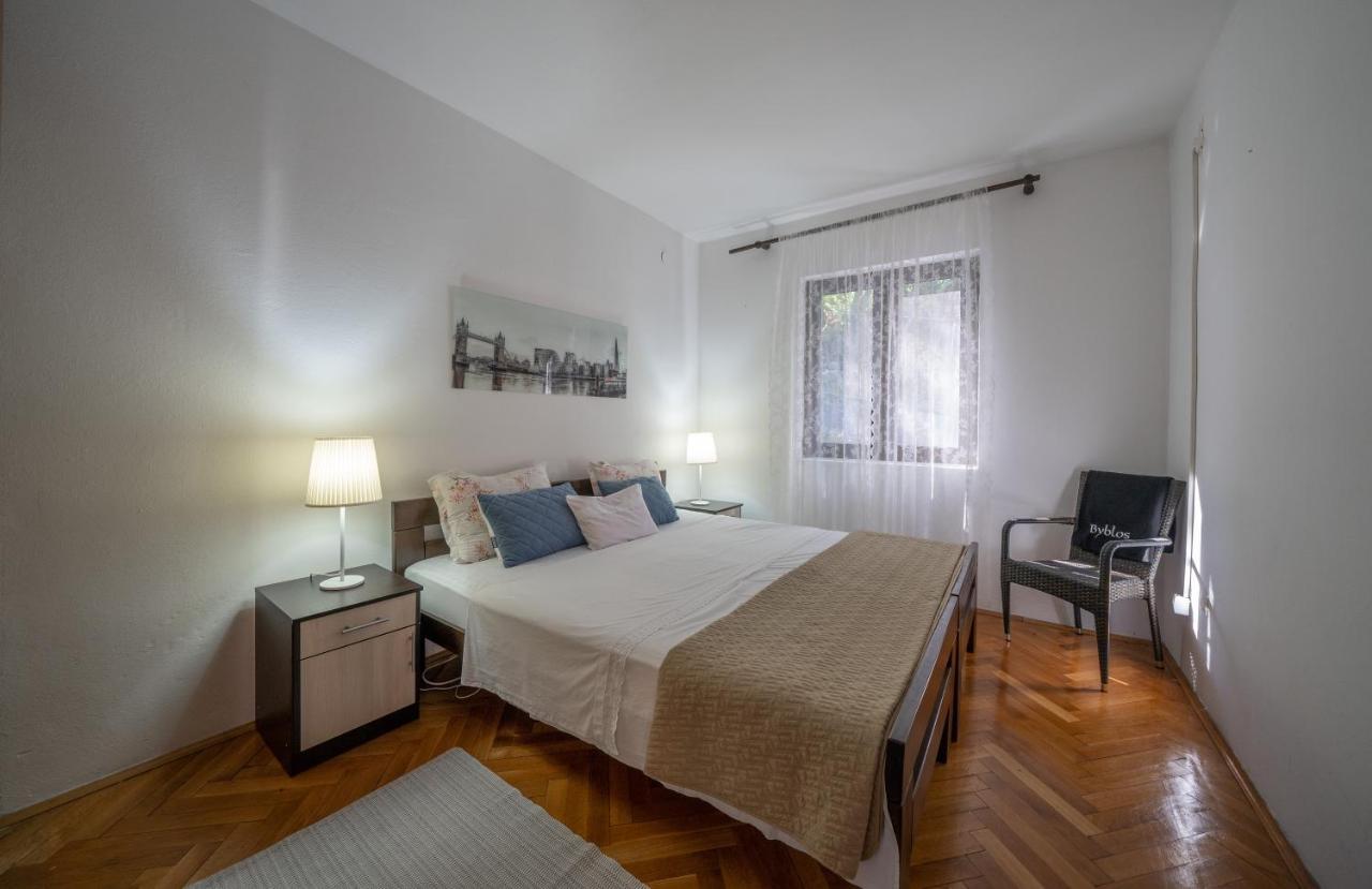 Aneta Apartments ريسان المظهر الخارجي الصورة