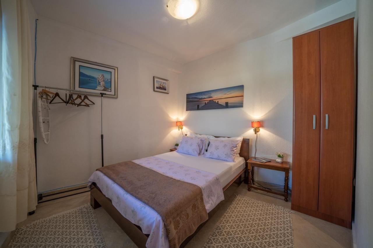 Aneta Apartments ريسان المظهر الخارجي الصورة